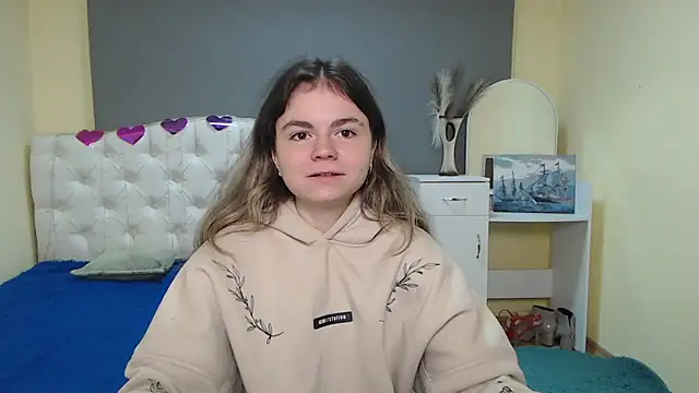 TinaRedly online show from 10.03.25