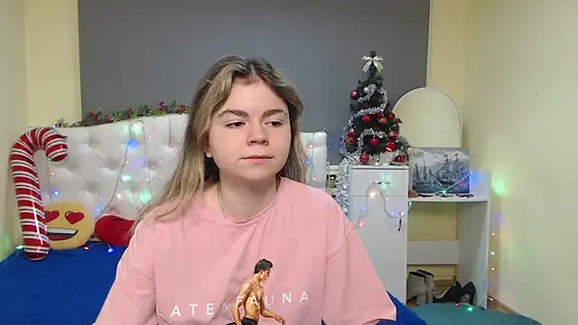 TinaRedly online show from 01.07.26