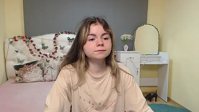 TinaRedly online show from 03.29.26