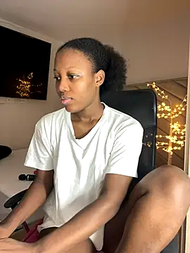 kellya  online show from 10.24.25