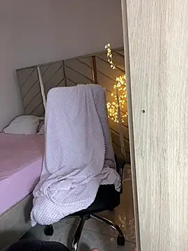 kellya  online show from 04.03.26