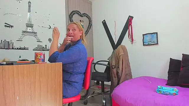hotandfierylatinos2023 online show from 02.01.25