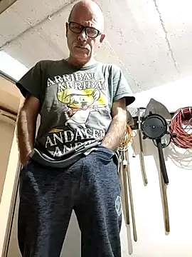 bottomhairy online show from 02.27.25