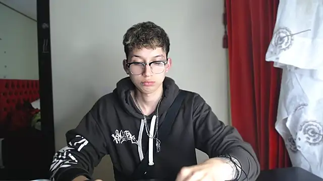  Thomas hot  online show from 12.24.24