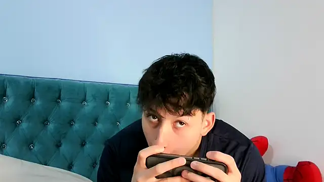  Thomas hot  online show from 01.10.26