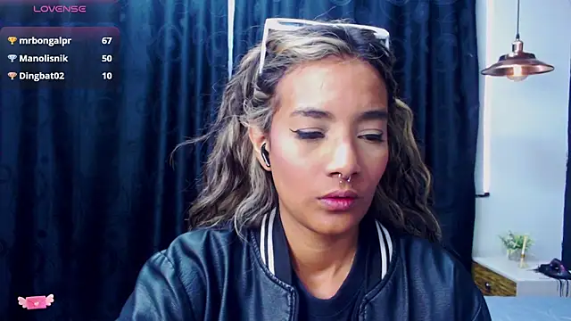 megan collins96 online show from 12.02.24