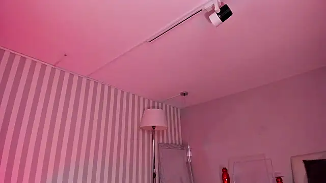 ArianaBaker online show from 12.27.24