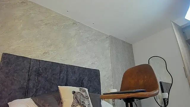 lola  sweetx online show from 10.15.25