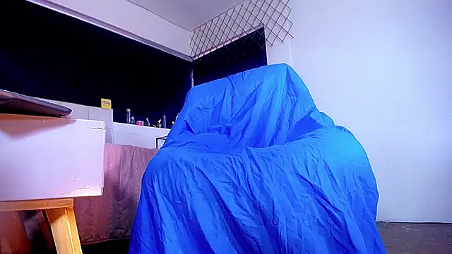 bellatrixx 69 online show from 10.27.25