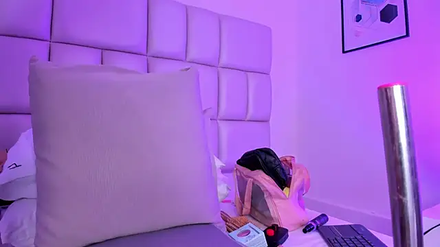 samantaramoos online show from 11.26.25