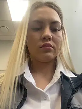 DreamGirl-777 online show from 01.22.25