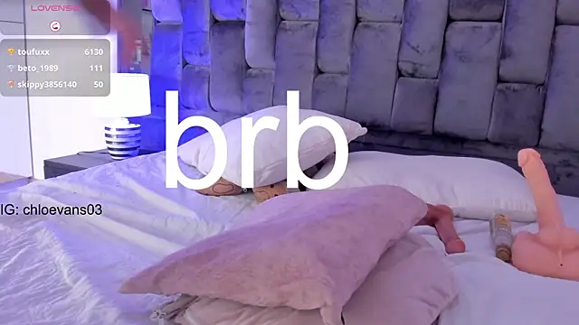 Chloe evans   online show from 02.20.25