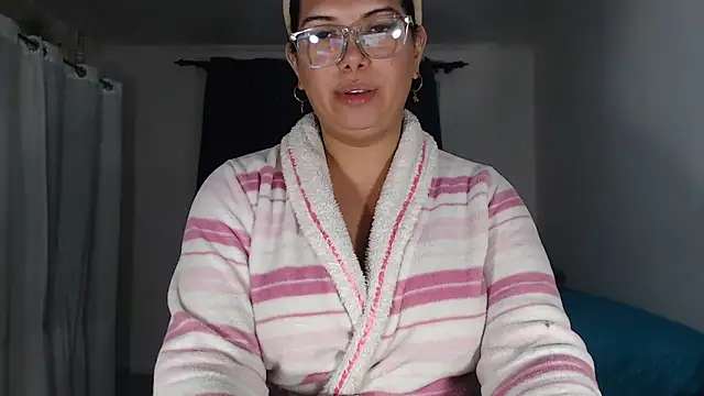 Snapshot of flowerdirtty chatting on 12.02.24 flowerdirtty online show from 12.02.24