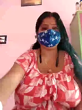 Snapshot of Kayra_34 chatting on 02.09.25 Kayra 34 online show from 02.09.25