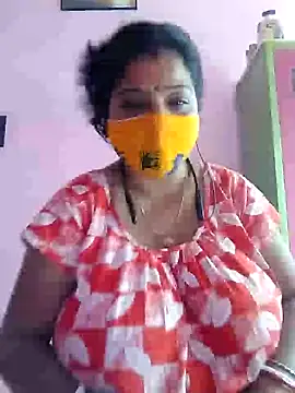 Snapshot of Kayra_34 chatting on 02.11.25 Kayra 34 online show from 02.11.25
