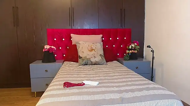 VeryGoodBadGirl1 online show from 08.03.26