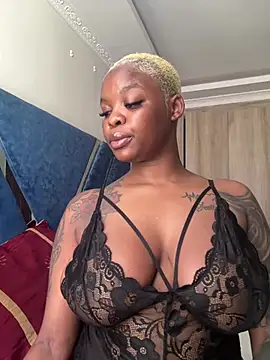 SexxyLunar online show from 05.22.26