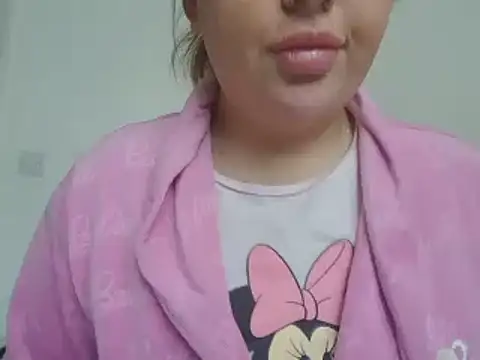 magical mia online show from 03.14.25