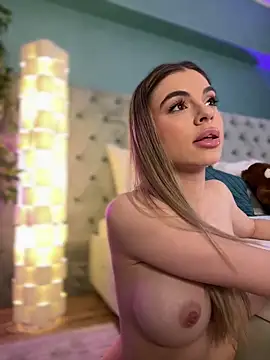 Snapshot of HaileyMadow chatting on 03.05.25 HaileyMadow online show from 03.05.25