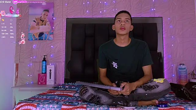 Snapshot of dilan_alfonzo chatting on 09.25.25 dilan alfonzo online show from 09.25.25