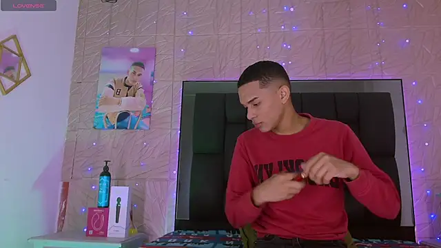 Snapshot of dilan_alfonzo chatting on 10.06.25 dilan alfonzo online show from 10.06.25