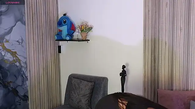 LissaWiild online show from 10.28.25