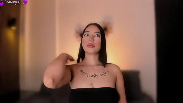 AnthonellaSweet online show from 02.09.26