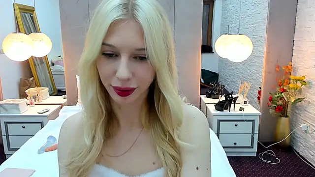 Yanna miana online show from 12.24.24