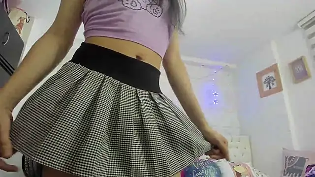 Snapshot of Ammy_Queen chatting on 12.29.24 Ammy Queen online show from 12.29.24