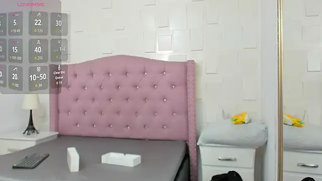 MonicaSchwartz online show from 03.05.26