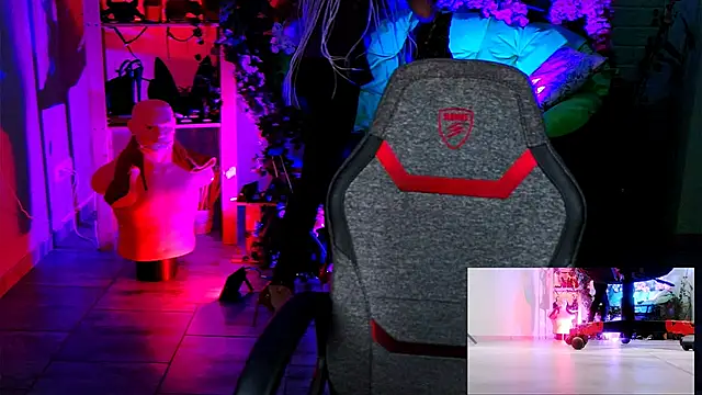 MonicaMaxwel online show from 11.07.25