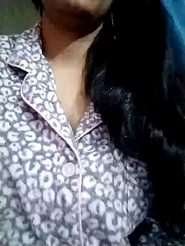 Snapshot of Ankita202 chatting on 02.15.25 Ankita202 online show from 02.15.25