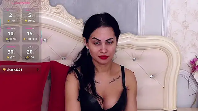 HeidiLust online show from 11.14.25