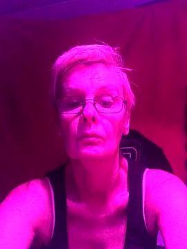 HelgaHimmell online show from 11.15.25