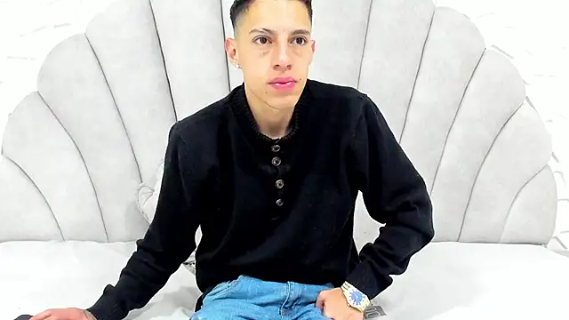 Snapshot of thiago19s chatting on 03.15.25 thiago19s online show from 03.15.25