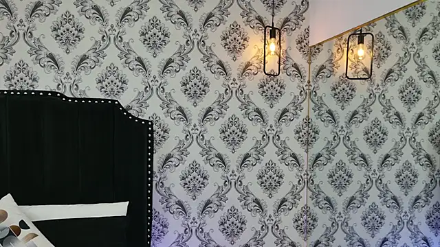 LexaDeRusso online show from 10.11.25