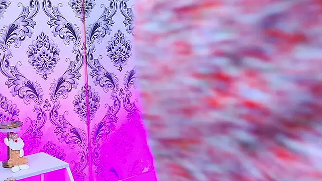 LexaDeRusso online show from 12.18.25