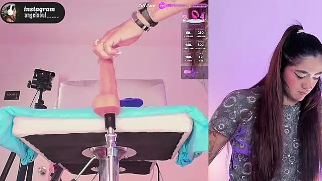 Snapshot of Angelst__ chatting on 10.07.25 Angelst online show from 10.07.25