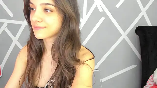 Snapshot of BabyAylin chatting on 01.06.25 BabyAylin online show from 01.06.25