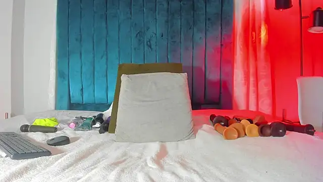 blondehorny69 online show from 11.24.25