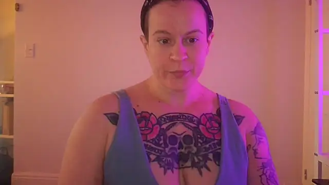 quinnmariexo online show from 02.13.26