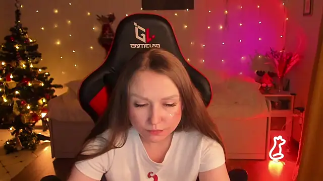 desperatehousewife   online show from 12.28.24