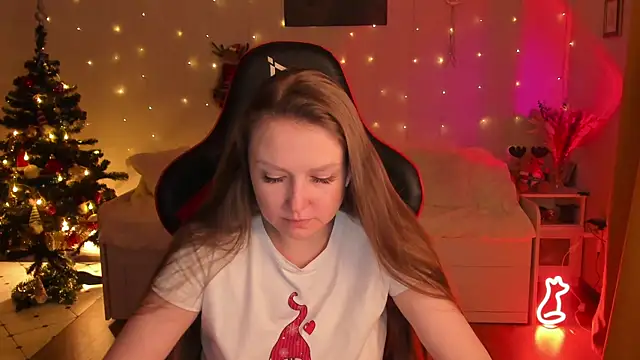 desperatehousewife   online show from 12.31.24