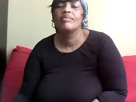 SexxyBoob online show from 11.30.25