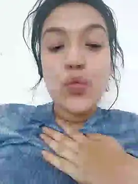 Sophie-hatter online show from 12.24.24