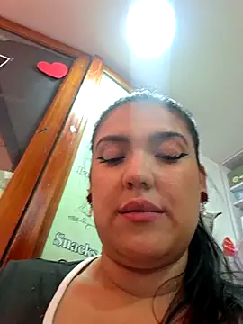 Sophie-hatter online show from 10.03.25