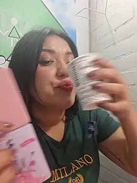 Sophie-hatter online show from 07.29.26