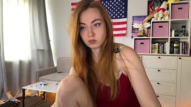 LinaWitch online show from 05.13.26