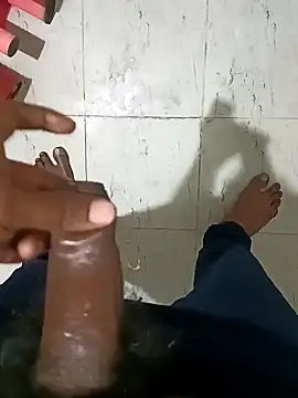 Snapshot of TeluguBlackDick chatting on 12.31.24 TeluguBlackDick online show from 12.31.24