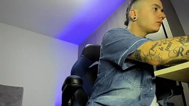 male pussy online show from 11.07.25